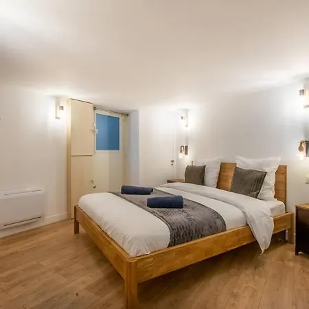 Notre Dame, Odeon 5e, Triplex 2 Salles De Bain Lejlighed