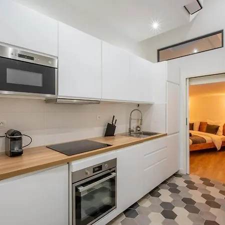 Apartment Notre Dame, Odeon 5e, Triplex 2 Salles De Bain Paris