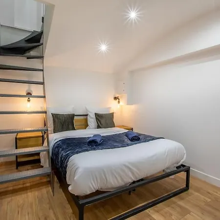 Notre Dame, Odeon 5e, Triplex 2 Salles De Bain