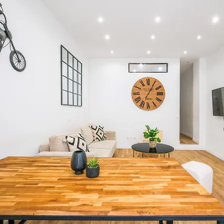 Apartment Notre Dame, Odeon 5e, Triplex 2 Salles De Bain